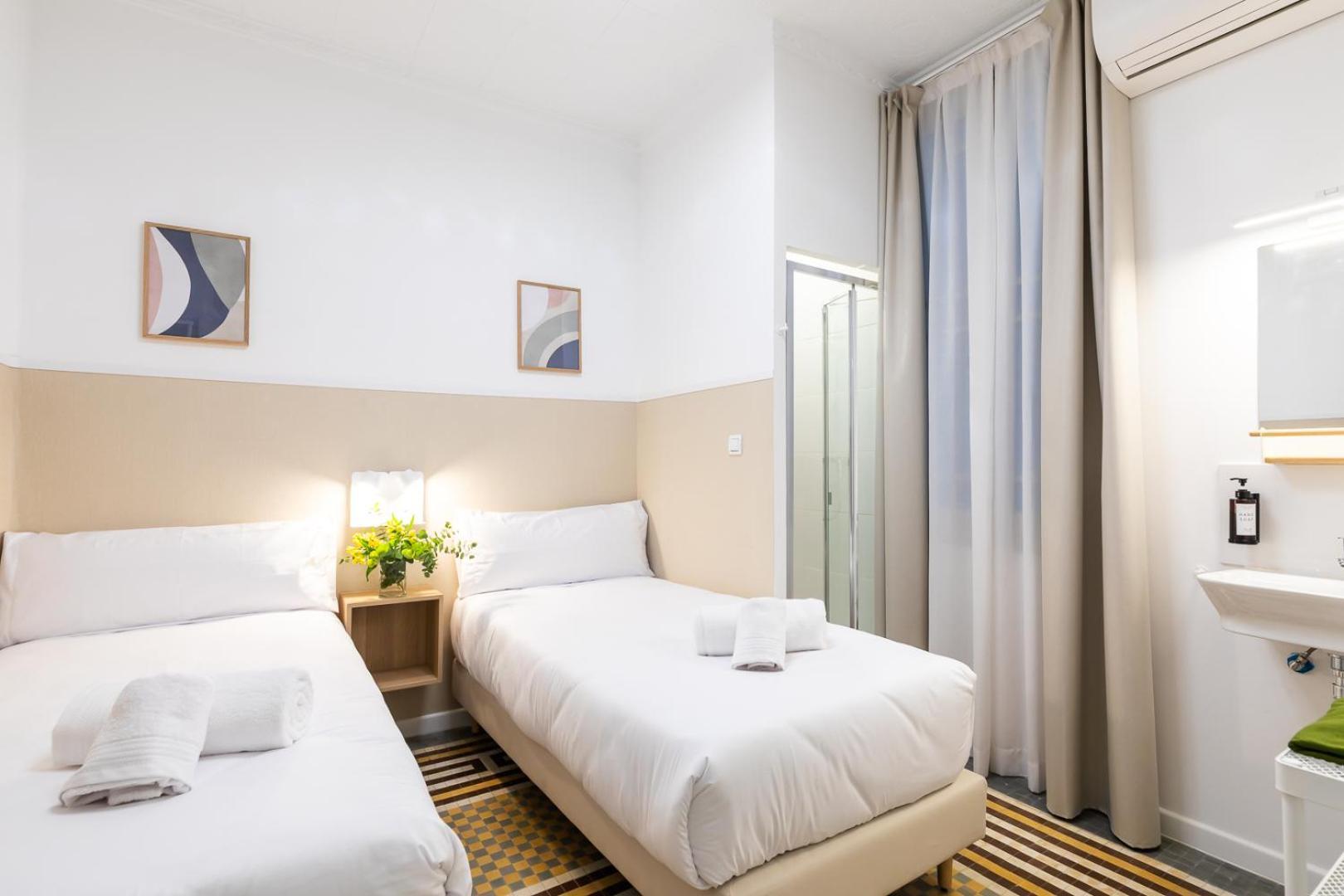 ולנסיה Pension Alicante By Moontels מראה חיצוני תמונה