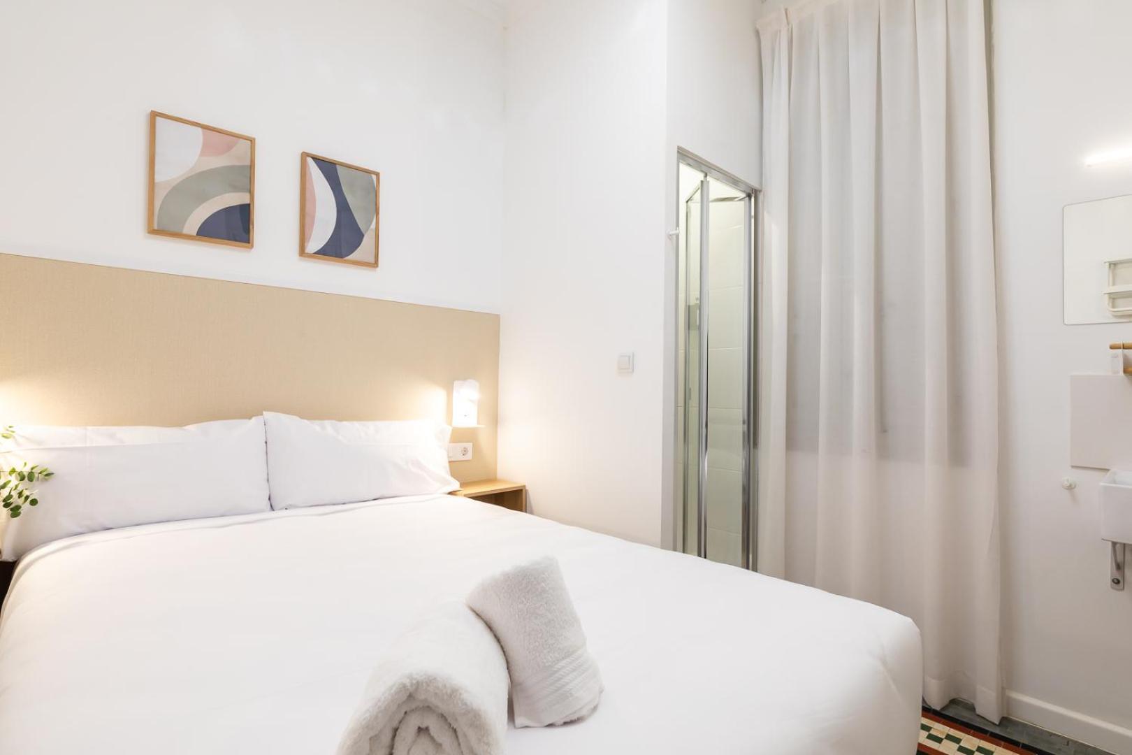ולנסיה Pension Alicante By Moontels מראה חיצוני תמונה