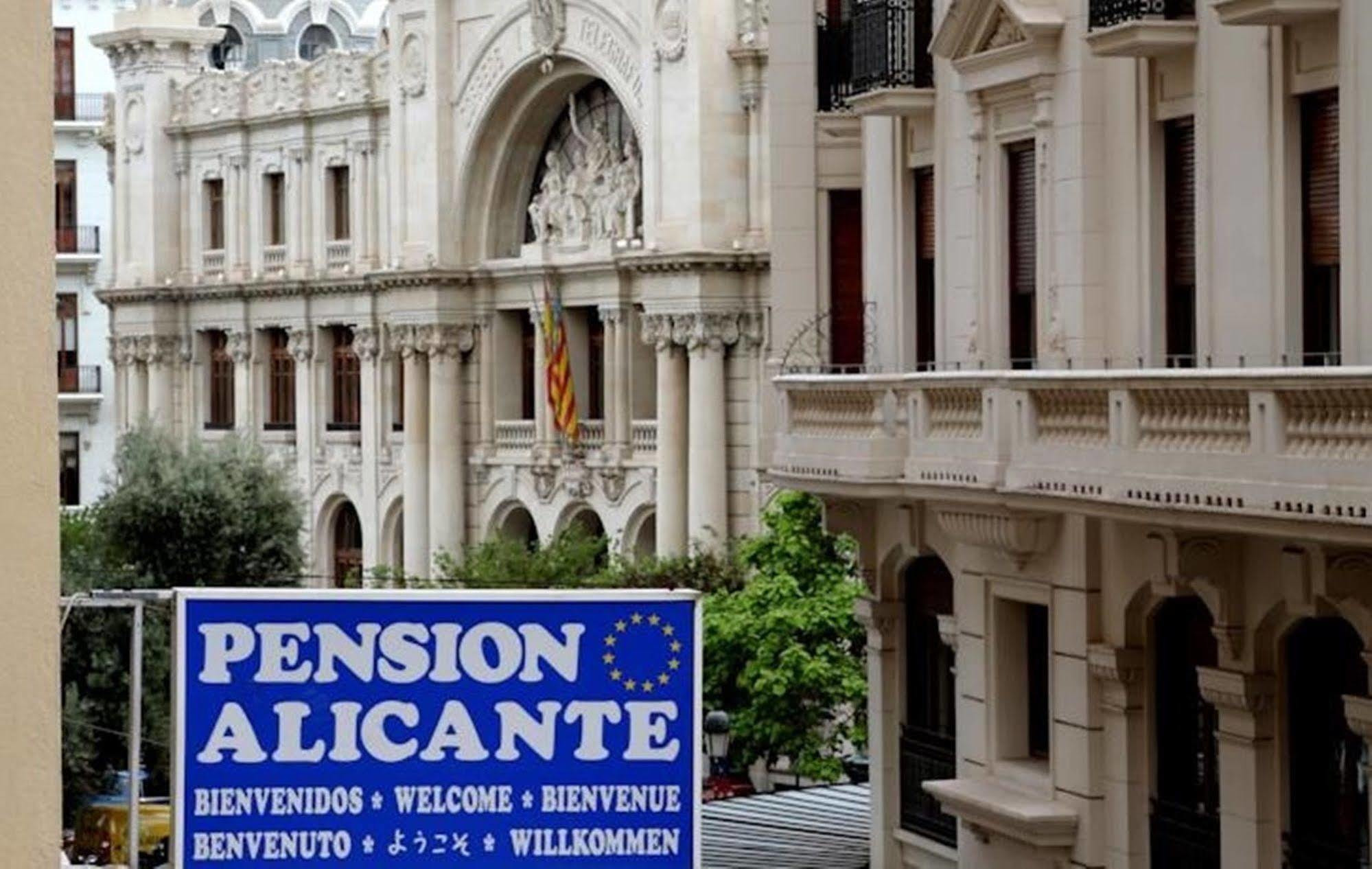 ולנסיה Pension Alicante By Moontels מראה חיצוני תמונה